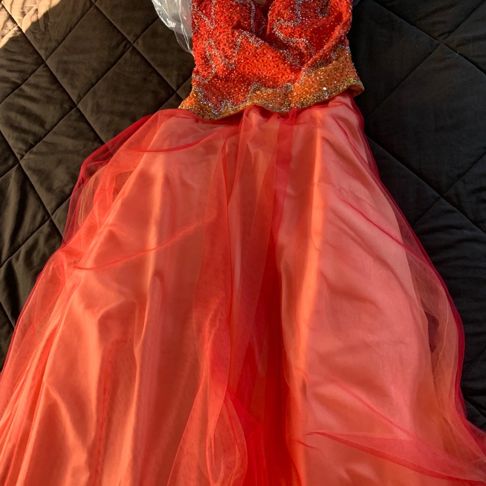 Showtime Collection Prom Gown - Picture 2 of 3